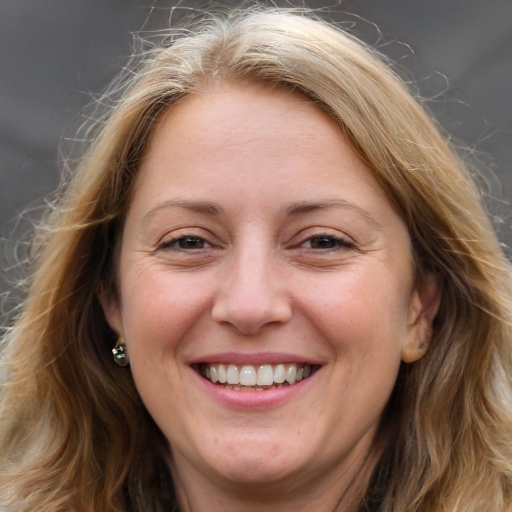 Amelia Davies
